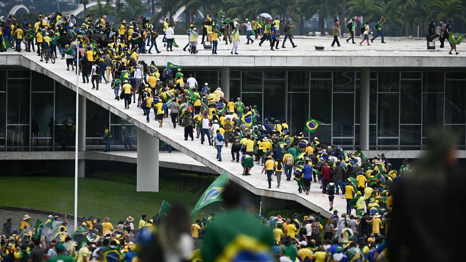 Temblor en los Mercados de Brasil